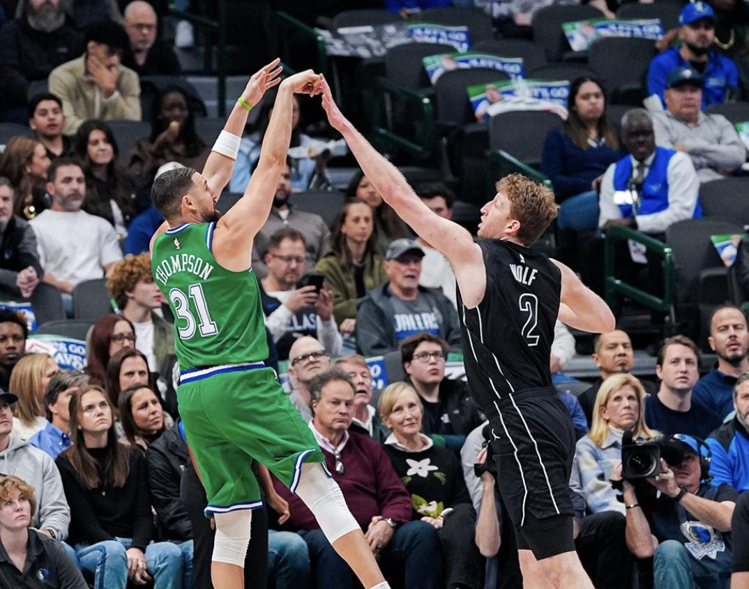 亚博-克莱生涯三分命中达2800个，成为NBA历史第五位达此成就的球员