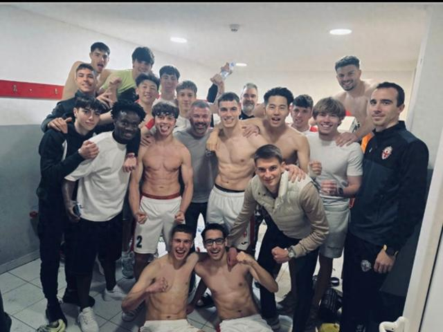 亚博-最大希望！张家鸣留洋3场3球成大腿：只差2场拿到英超劳工证|伯恩利|球员|拜仁|台球|联赛杯_新浪体育_新浪新闻